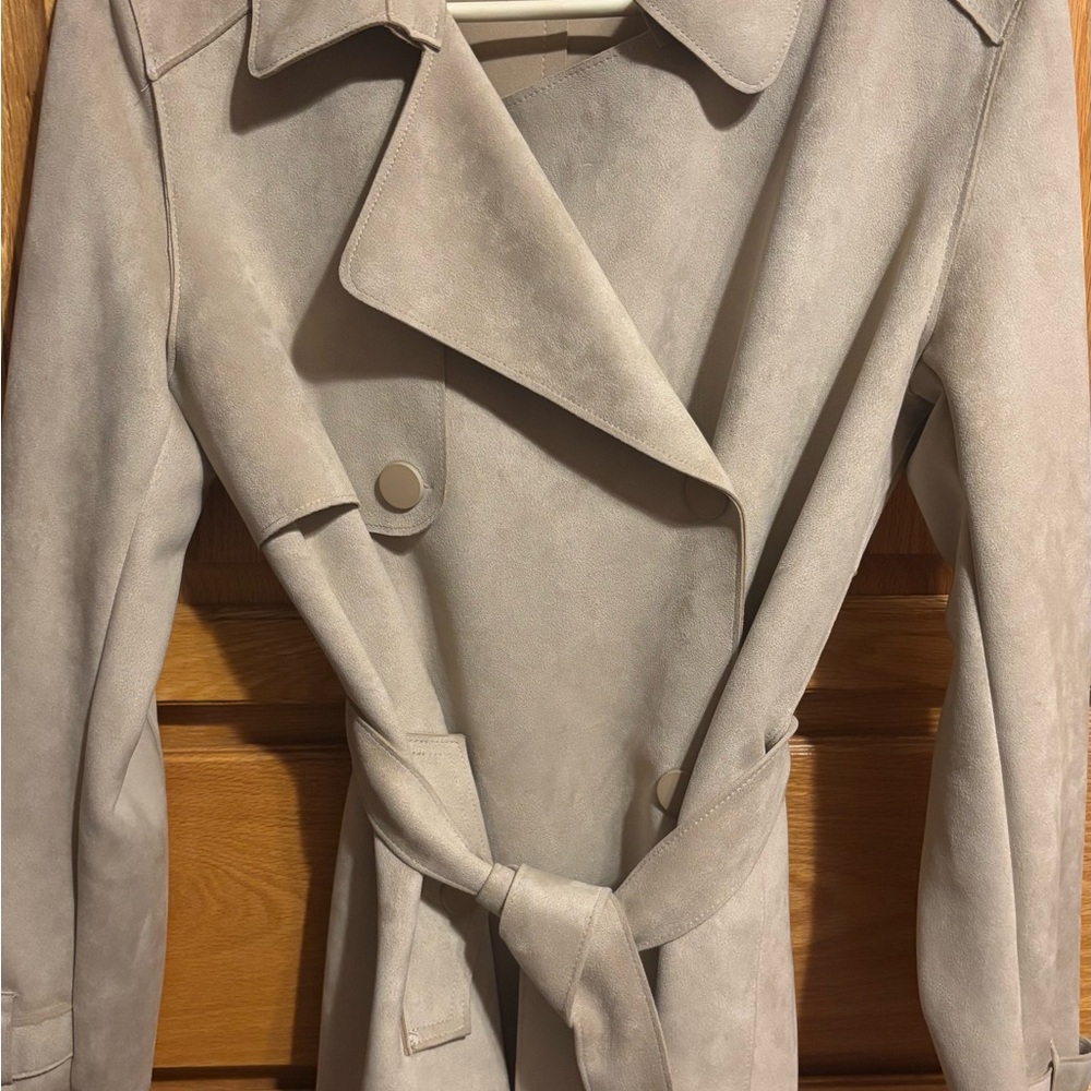 Light Jacket ! - Picture 5 of 14